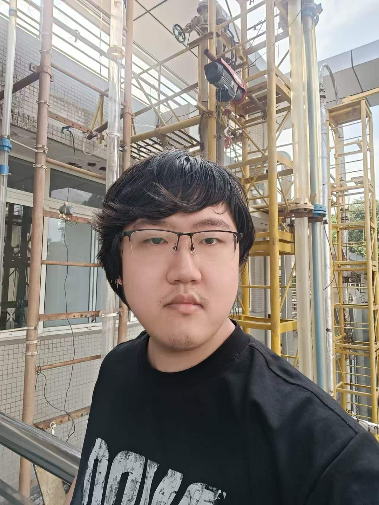 罗凯中